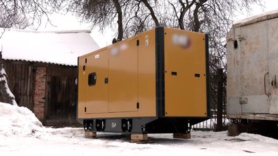 Розв'язує проблему з водою під час блекаутів: у Новгороді-Сіверському отримали генератор для водонасосної станції