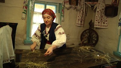 Житомирська етнографиня показала, як приготувати автентичну поліську кутю Житомирська етнографиня показала, як приготувати автентичну поліську кутю