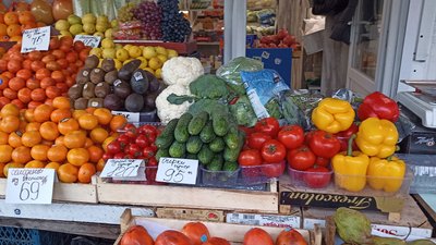 фрукти, свято, ціна, гроші, попит, ринок, базар, купують, продавці