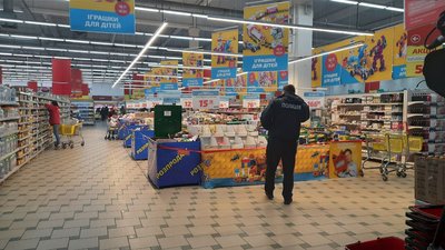 У Кропивницькому перевірили магазини на дотримання карантинних вимог