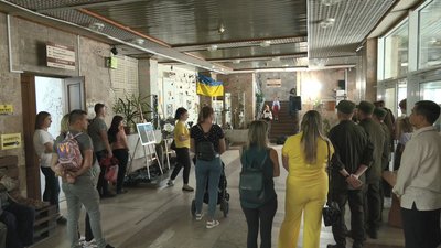 Виставка "Віддзеркалення війни" Виставка "Віддзеркалення війни"