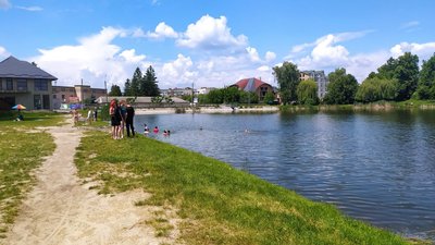 У воді на Теремнівських ставках у Луцьку знайшли кишкову паличку У воді на Теремнівських ставках у Луцьку знайшли кишкову паличку