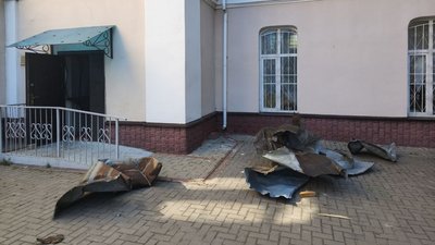 У Житомирі відновлюють обласну бібліотеку для дітей та юнацтва після російської атаки