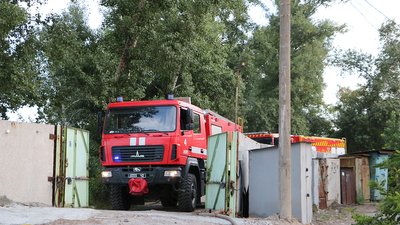 У Дніпрі горіли склади