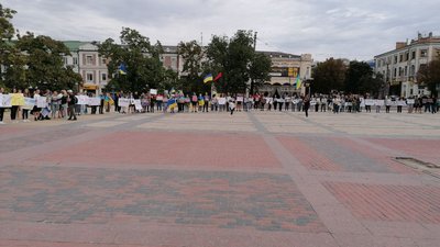 У Кропивницькому влаштували акцію на підтримку військовополонених захисників Маріуполя У Кропивницькому влаштували акцію на підтримку військовополонених захисників Маріуполя
