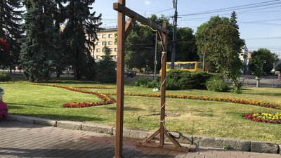 У Луцьку встановили вуличні душі. Де можна освіжитись У Луцьку встановили вуличні душі. Де можна освіжитись