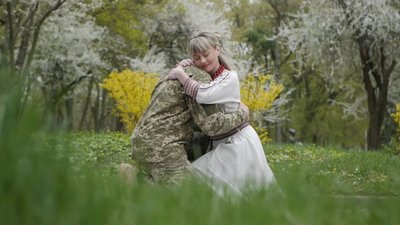 Завканцелярії МБК Рівного написала патріотичну пісню про Україну