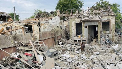 Окупанти вночі обстріляли Покровськ, є загиблі та поранені серед мирних жителів