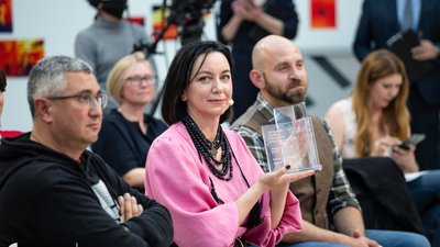 Лауреаткою "Премії імені Георгія Ґонґадзе" у 2021 році стала Мирослава Барчук Лауреаткою "Премії імені Георгія Ґонґадзе" у 2021 році стала Мирослава Барчук