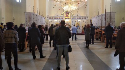 З дотриманням карантинних вимог. Як франківці святкують Великдень