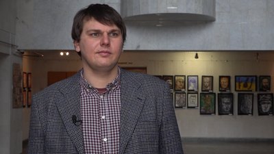У Черкасах презентували виставку "Сім років війни" У Черкасах презентували виставку "Сім років війни"