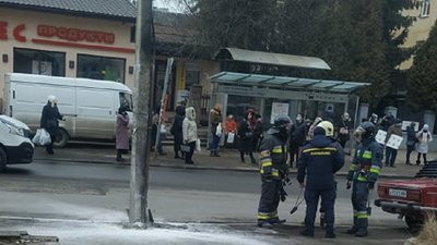 В Івано-Франківську зайнялася електроопора В Івано-Франківську зайнялася електроопора