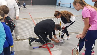 Тенісист Сергій Стаховський провів тенісний майстер-клас у Кропивницькому Тенісист Сергій Стаховський провів тенісний майстер-клас у Кропивницькому