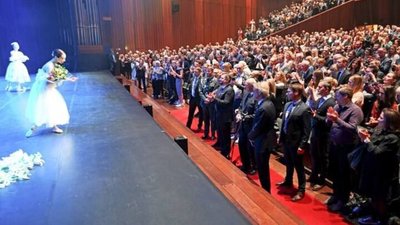 Король Норвегії відвідав виступ зірок українського балету в Осло Король Норвегії відвідав виступ зірок українського балету в Осло