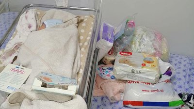 "Речі для покинутих дітей". На Буковині створили благодійний проєкт "Мамина комора"