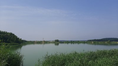 "Немає позначок глибини": львів'ян закликають не купатися у непристосованих місцях "Немає позначок глибини": львів'ян закликають не купатися у непристосованих місцях
