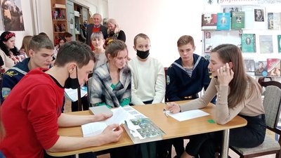 "Обернуся в легенду". Херсонська бібліотека провела заходи до 150-річчя Лесі Українки "Обернуся в легенду". Херсонська бібліотека провела заходи до 150-річчя Лесі Українки
