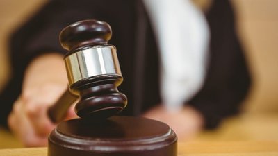 Суд у Києві відправив у колонію помилуваного Зеленським рецидивіста – вирок