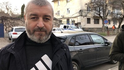 Кримським правозахисникам окупанти вручили "попередження" Кримським правозахисникам окупанти вручили "попередження"