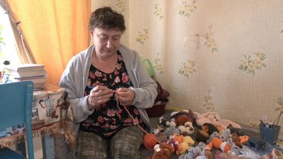 "Найбільше хочеться додому": 80-річна мама і донька з Донеччини евакуювались від обстрілів на Волинь "Найбільше хочеться додому": 80-річна мама і донька з Донеччини евакуювались від обстрілів на Волинь