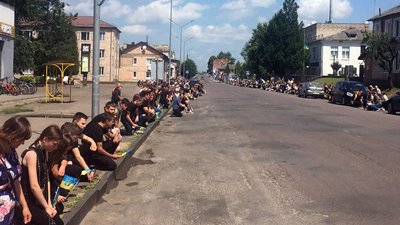 Помер у полоні — прощання з Леонідом Павлюком у Рожищі