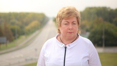 Опозиція в Чернігівській облраді просить віддати їм керівництво трьома постійними комісіями Опозиція в Чернігівській облраді просить віддати їм керівництво трьома постійними комісіями