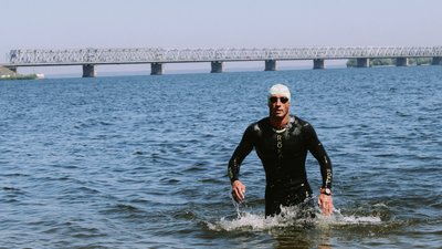 Міжнародний заплив у Черкасах: як це було (фото) Міжнародний заплив у Черкасах: як це було (фото)