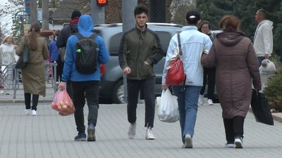 "Треба жити". Як переселенці шукають роботу на Івано-Франківщині