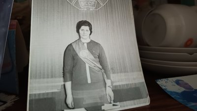 "Таборові діти": 88-річна лучанка стала героїнею книги "Таборові діти": 88-річна лучанка стала героїнею книги