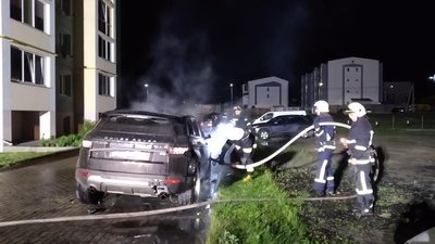 У Рівному вночі згорів позашляховик У Рівному вночі згорів позашляховик