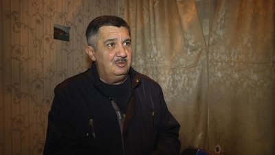 На Житомирщині понад 30 дітей-переселенців ходять близько п'яти кілометрів пішки через ліс до школи На Житомирщині понад 30 дітей-переселенців ходять близько п'яти кілометрів пішки через ліс до школи