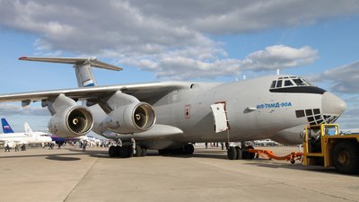 Російський військово-транспортний літак Іл-76МД-90А