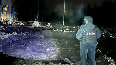 Били КАБами, "Ураганами", "Смерчами" та "Гардами". Армія РФ 18 разів била по житлових кварталах Донеччини Били КАБами, "Ураганами", "Смерчами" та "Гардами". Армія РФ 18 разів била по житлових кварталах Донеччини