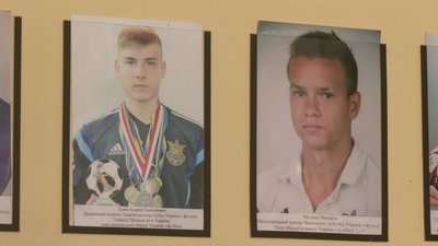 Як у Краснограді на Харківщині виховують футболістів-чемпіонів Як у Краснограді на Харківщині виховують футболістів-чемпіонів