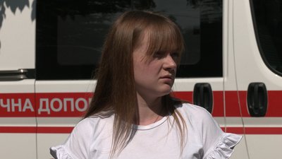 Падіння рівнянина з вікна: що кажуть медики та очевидці Падіння рівнянина з вікна: що кажуть медики та очевидці