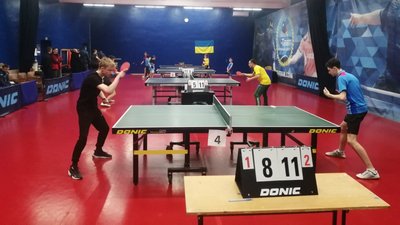 Херсонські спортсмени вибороли перемогли на чемпіонаті України з настільного тенісу Херсонські спортсмени вибороли перемогли на чемпіонаті України з настільного тенісу