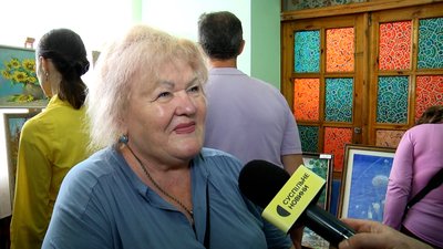 Культурний фронт у тилу: у Житомирі майстри продають вироби, аби зібрати гроші для ЗСУ Культурний фронт у тилу: у Житомирі майстри продають вироби, аби зібрати гроші для ЗСУ