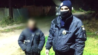 Втекли з дому погуляти: за вихідні поліцейські Херсонщини розшукали двох неповнолітніх