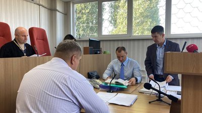 У Харкові суд відправив під домашній арешт Грецьку-Миргородську та її поплічника, підозрюваних у привласненні 3 млн грн У Харкові суд відправив під домашній арешт Грецьку-Миргородську та її поплічника, підозрюваних у привласненні 3 млн грн