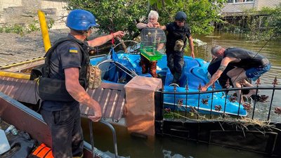 Чернігівські рятувальники, які евакуйовували людей та тварин з Херсона, повернулися додому: що розповідають Чернігівські рятувальники, які евакуйовували людей та тварин з Херсона, повернулися додому: що розповідають