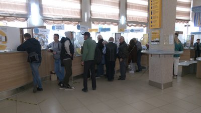 У Запоріжжі відбувся продаж поштової марки "Русскій воєнний корабль... Всьо" У Запоріжжі відбувся продаж поштової марки "Русскій воєнний корабль... Всьо"
