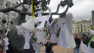 "Ангели пам’яті". У Вінниці відбулась акція, присвячена Героям Небесної Сотні "Ангели пам’яті". У Вінниці відбулась акція, присвячена Героям Небесної Сотні