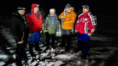 Заблукав у лісовому масиві й почав замерзати: на Закарпатті рятувальники шукали туриста з Хмельниччини