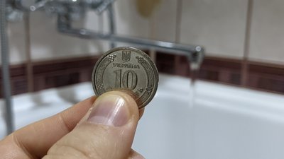 У Рівному з 1 січня дорожчає вода. Скільки доведеться платити