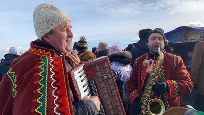 День Соборності України: вперше на межі Тернопільщини відбулась зустріч трьох областей День Соборності України: вперше на межі Тернопільщини відбулась зустріч трьох областей