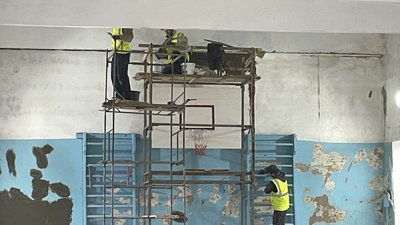 Власними силами та з допомогою благодійників. Як на Миколаївщині відновлюють колишнє прифронтове село Власними силами та з допомогою благодійників. Як на Миколаївщині відновлюють колишнє прифронтове село