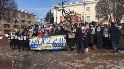 На Майдані Небесної Сотні вшанували памʼять учасників Революції Гідності
