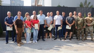 Працівники підприємства стали першими випускниками курсу з нацспротиву на Рівненщині