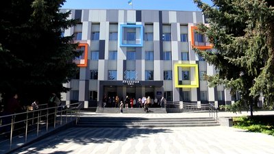 Внутрішньо переміщені особи можуть отримати у Житомирі транспортну картку, яка допоможе їздити містом дешевше Внутрішньо переміщені особи можуть отримати у Житомирі транспортну картку, яка допоможе їздити містом дешевше