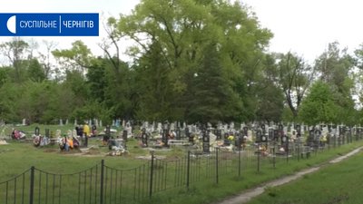 Сьогодні в Журавці поховали жінку, яка хворіла на коронавірус